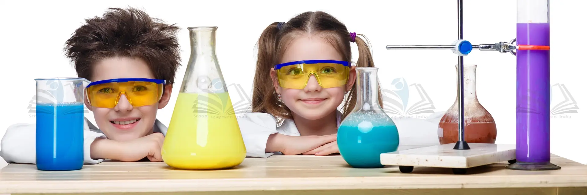 Physics Lab Equuipments Manufacturers